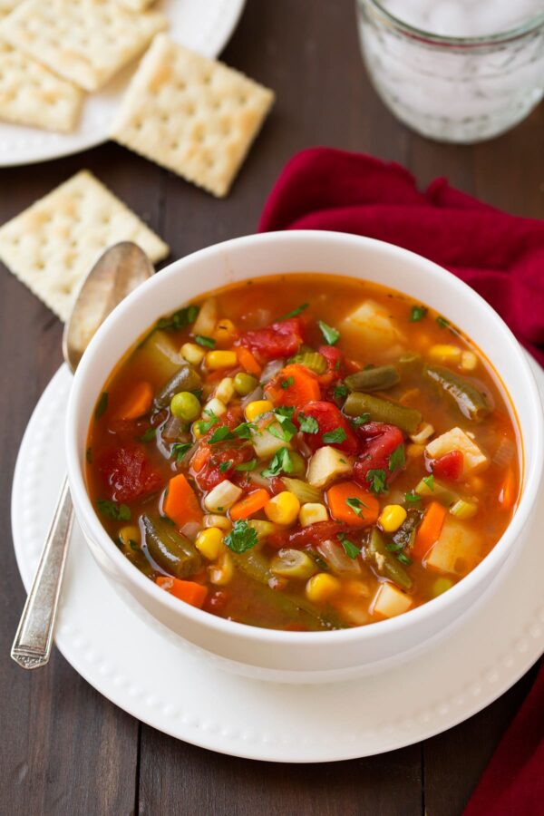 Vegetarische Gemüsesuppe